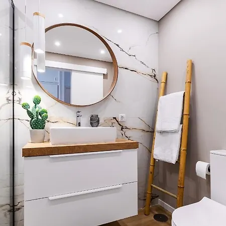 Kerala 49, Deluxe Flat In Historic Center Апартаменты *
