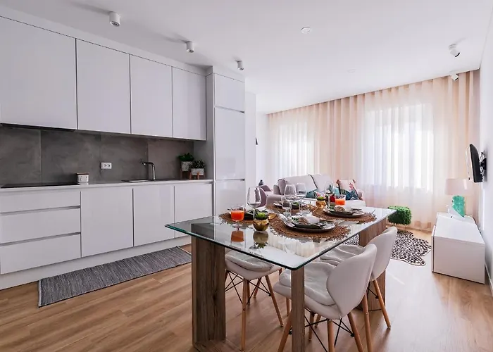 Kerala 49, Deluxe Flat In Historic Center شقة *